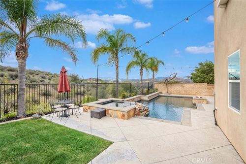 20530 Cheryl Ln, Saugus, CA, 91350-5719 | Card Image