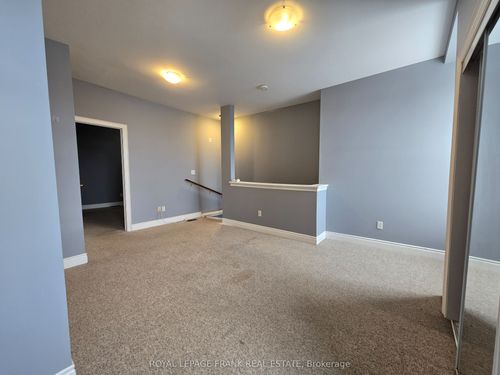 208-54 E King Street E, Clarington, ON, L1C1N3 | Card Image