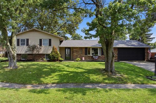 4531 Seville Dr, Englewood, OH, 45322-3732 | Card Image