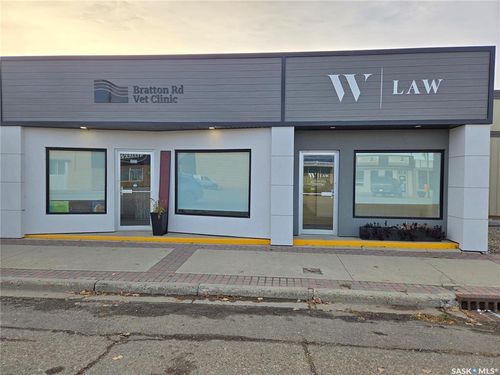 222 Franklin St, Outlook, SK, S0L2N0 | Card Image