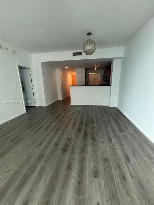 apt-1606-244 Biscayne Blvd, Miami, FL, 33132-2330 | Card Image