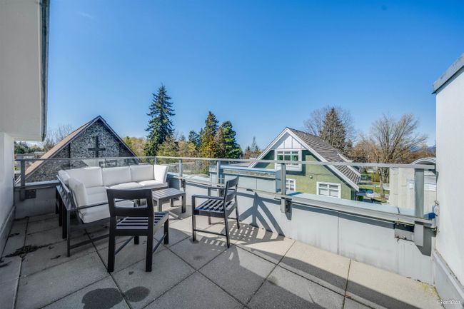 6022 Chancellor Mews, Townhouse with 3 bedrooms, 3 bathrooms and 2 parking in Vancouver BC | Image 28