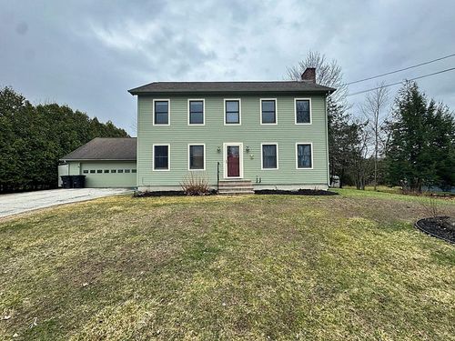 10 Elmwood Dr, Rutland, VT, 05701-4638 | Card Image
