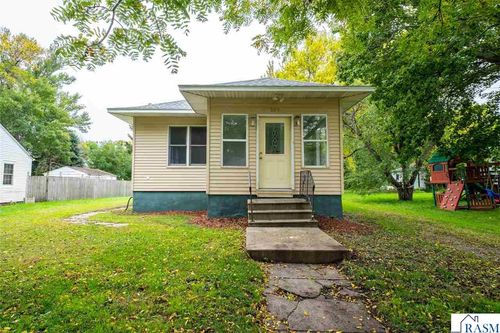 305 N Secor Street, Bricelyn, MN, 56014 | Card Image