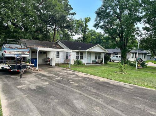 806 Brockman Street, Sweeny, TX, 77480 | Card Image