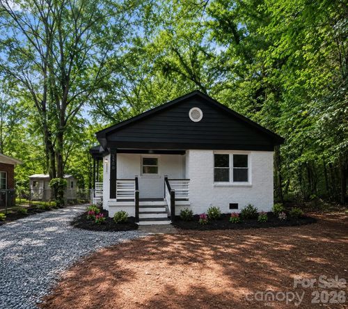 2500 Markham Ct, Charlotte, NC, 28205-4147 | Card Image