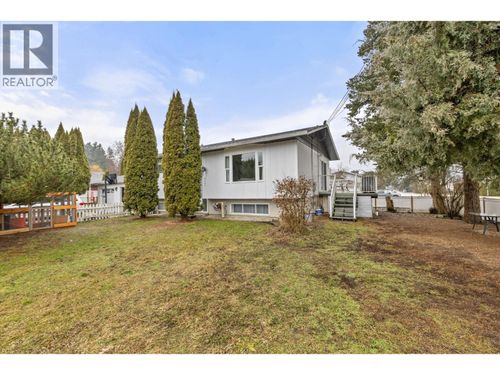 2797 Catherine Cres, Armstrong, BC, V4Y0B4 | Card Image