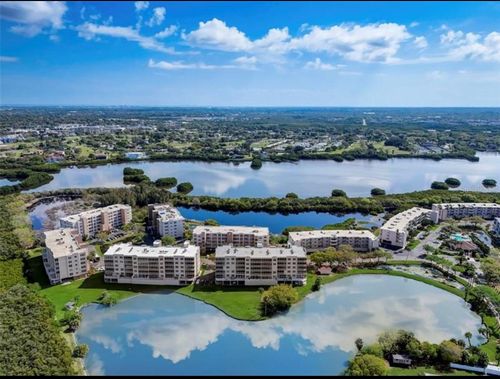 apt-10105-6425 Shoreline Dr, ST PETERSBURG, FL, 33708-4579 | Card Image