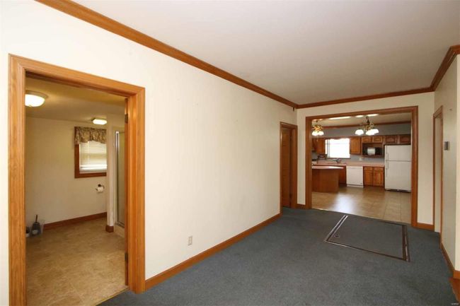 4204 Frank Scott Pkwy W, House other with 3 bedrooms, 2 bathrooms and 2 parking in Belleville IL | Image 12