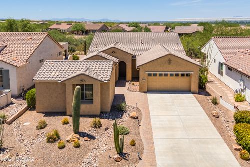 1107 N Night Heron Dr, Green Valley, AZ, 85614-6404 | Card Image