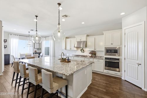 1422 E Milada Drive, Phoenix, AZ, 85042 | Card Image