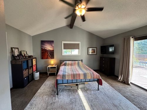 4484 S Belsay Rd, Burton, MI, 48519 | Card Image