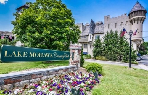 603 W Shore Trl, Sparta, NJ, 07871-1317 | Card Image