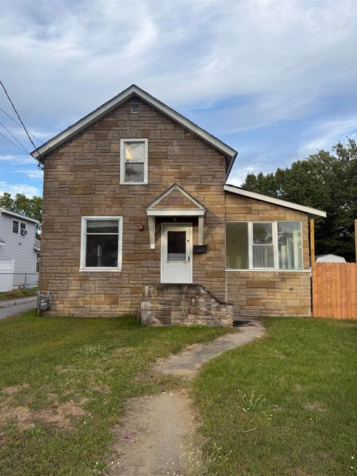 1540 North Ave, Burlington, VT, 05408-2456 | Card Image