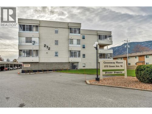 402 - 272 Green Ave W, Condo with 2 bedrooms, 2 bathrooms and 1 parking in Penticton BC | Card Image