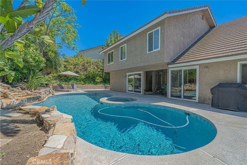 326 Fox Ridge Dr, Thousand Oaks, CA, 91361-1308 | Card Image