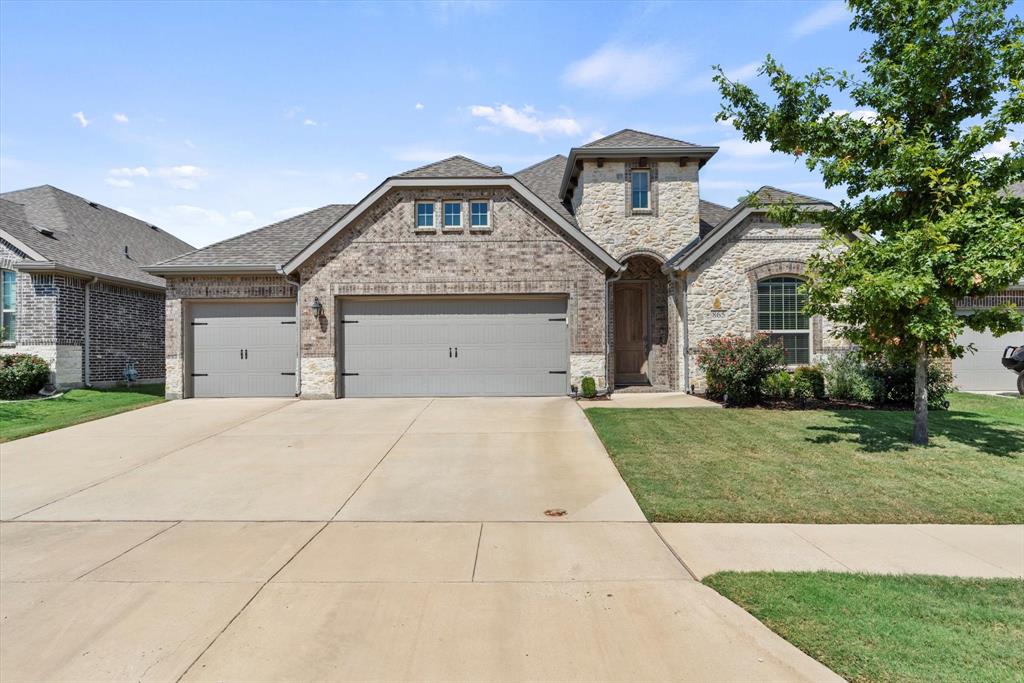 Layla Dr, Fate, TX 75087
