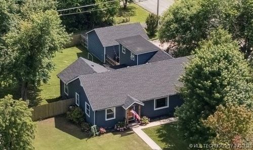 403 Freeport St, Broken Arrow, OK, 74012-2608 | Card Image