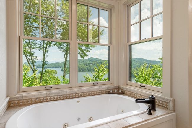 541 Summer Hill Rd, House other with 4 bedrooms, 5 bathrooms and null parking in Cullowhee NC | Image 51