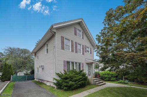 426 Centre St, Nutley, NJ, 07110-1635 | Card Image
