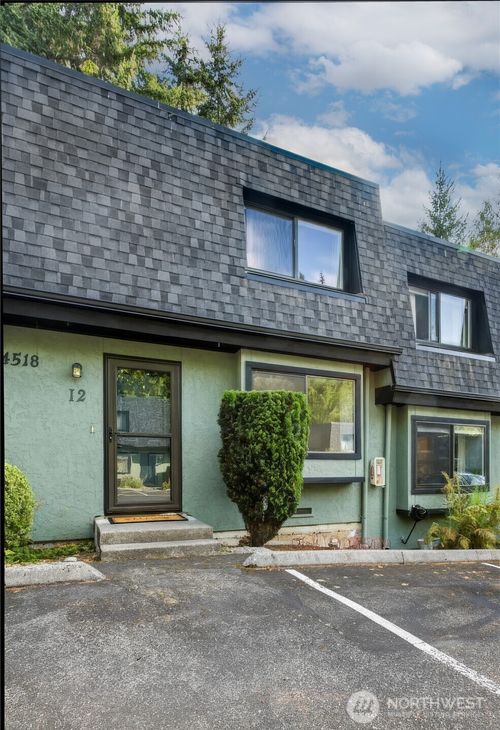 i2-4518 176th St Sw, Lynnwood, WA, 98037-4823 | Card Image