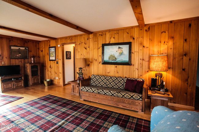 WOOD BEAMS & PANELING | Image 19