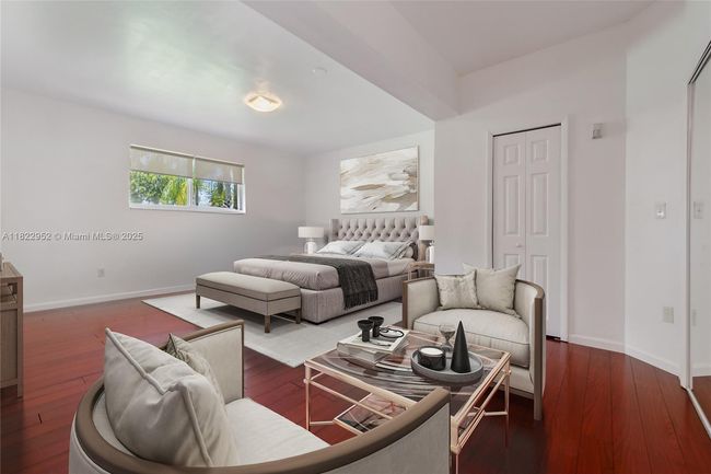 12525 Sw 72 Nd Ave, House other with 5 bedrooms, 4 bathrooms and null parking in Pinecrest FL | Image 7