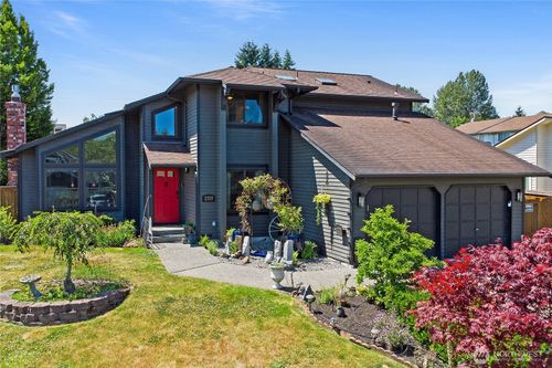 2717 210th St Sw, Lynnwood, WA, 98036-8961 | Card Image
