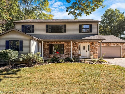 7487 King Memorial Rd, Mentor, OH, 44060-7067 | Card Image