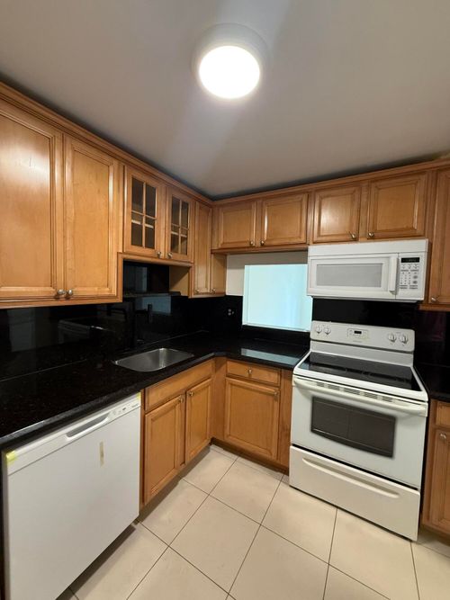 5-3c-4324 Nw 9th Ave, Deerfield Beach, FL, 33064-1758 | Card Image