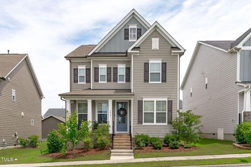2915 Winter Crop Way, Apex, NC, 27502-4409 | Card Image