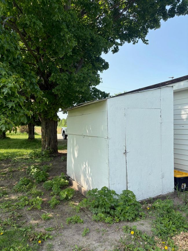 8142 W 32 Rd, House other with 3 bedrooms, 1 bathrooms and null parking in Harrietta MI | Image 49