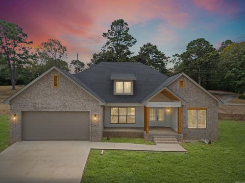 610 Adamson Dr, Searcy, AR, 72143-7134 | Card Image