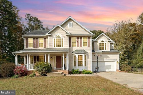 8261 Chase Ln, KING GEORGE, VA, 22485-3570 | Card Image
