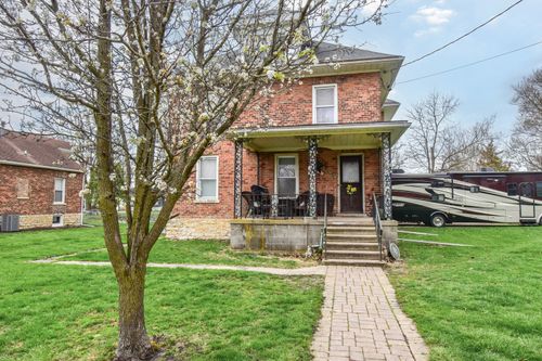 302 E Elk St, Odell, IL, 60460-9489 | Card Image