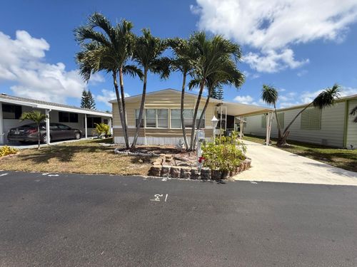 6092 Palm Breezes Dr, Lake Worth, FL, 33462-7207 | Card Image