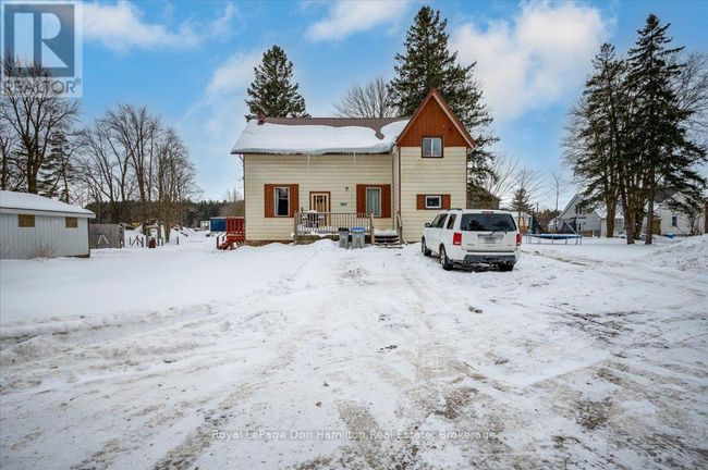 4793 46 Line, House other with 5 bedrooms, 2 bathrooms and 5 parking in Rostock ON | Image 4