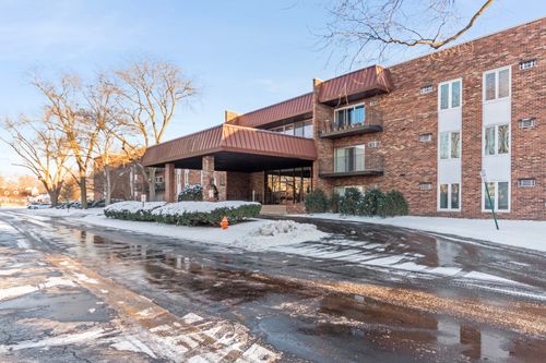 3-149-1053 Ogden Ave, Naperville, IL, 60563-2946 | Card Image