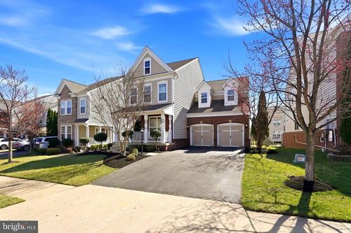 42637 Willow Bend Dr, BRAMBLETON, VA, 20148-6884 | Card Image