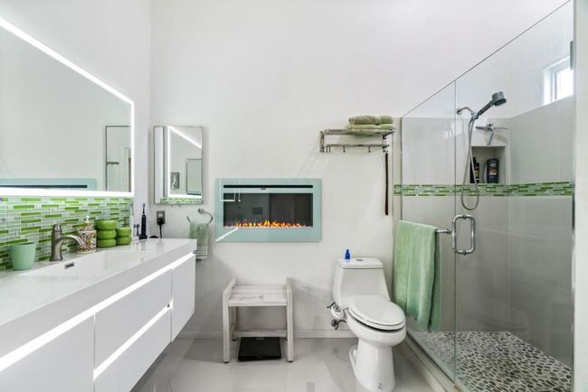 Primary Bath | Image 19