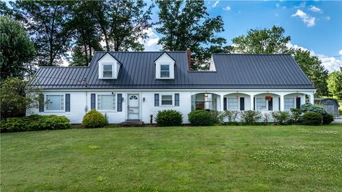 1912 Harlansburg Rd, New Castle, PA, 16101-2917 | Card Image