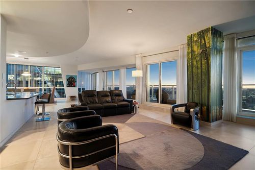 unit-2804-3325 Piedmont Rd Ne, Atlanta, GA, 30305-4821 | Card Image
