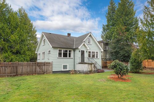 1249 9th St, Courtenay, BC, V9N1P3 | Card Image