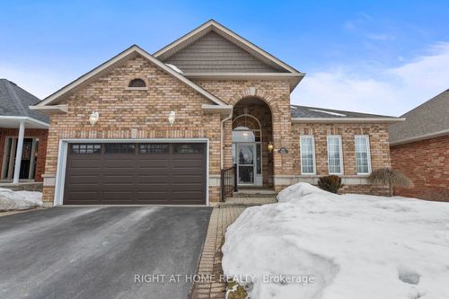 295 Waterbury Cres, Port Perry, ON, L9L1S5 | Card Image