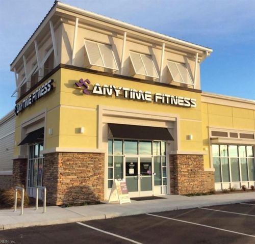 100-2090 Princess Anne Rd, Virginia Beach, VA, 23456-4095 | Card Image