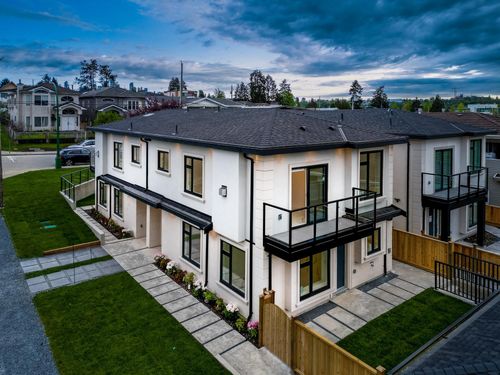 3087 Royal Oak Ave, Burnaby, BC, V5G4H5 | Card Image