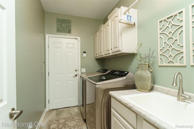 First floor laundry | Image 13