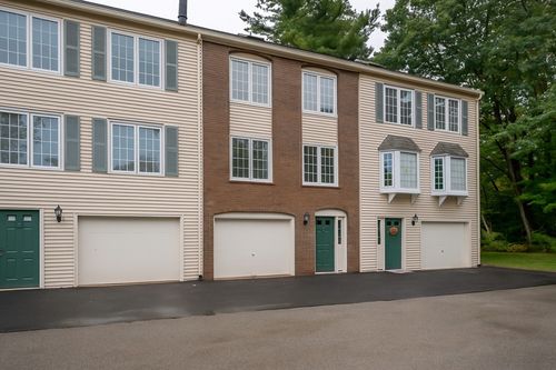 unit-5-12 Perley Rd, Derry, NH, 03038-1842 | Card Image