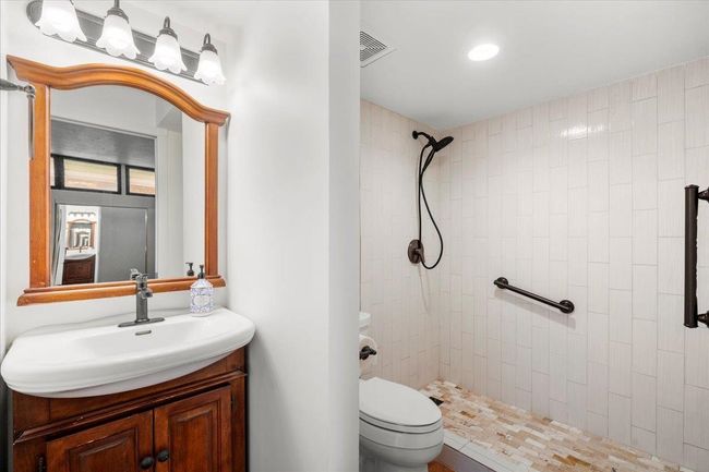 APT-203 - 495 Liholiho St, Condo with 2 bedrooms, 2 bathrooms and null parking in Wailuku HI | Image 26