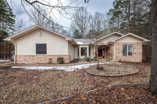 1 Valedero Ln, Hot Springs Village, AR, 71909-3702 | Card Image